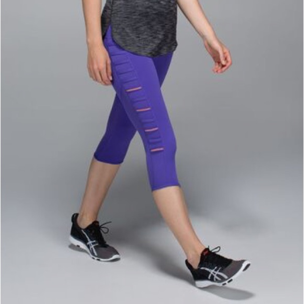 Lululemon Breezy Purple Crops